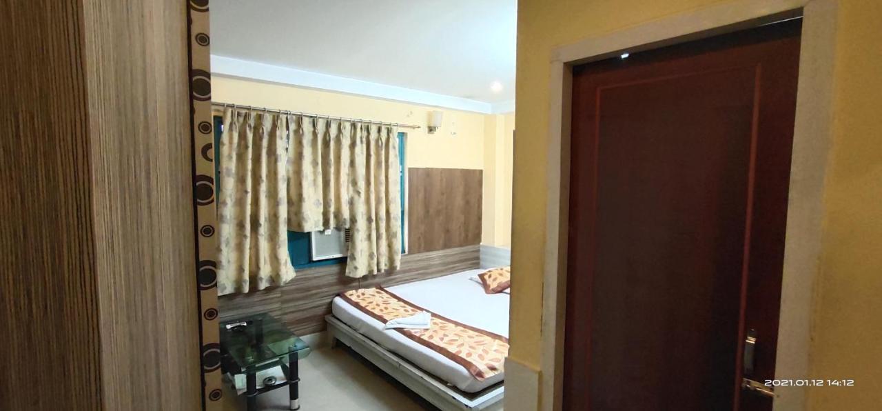 Hotel Royal Residency Siliguri Exteriör bild