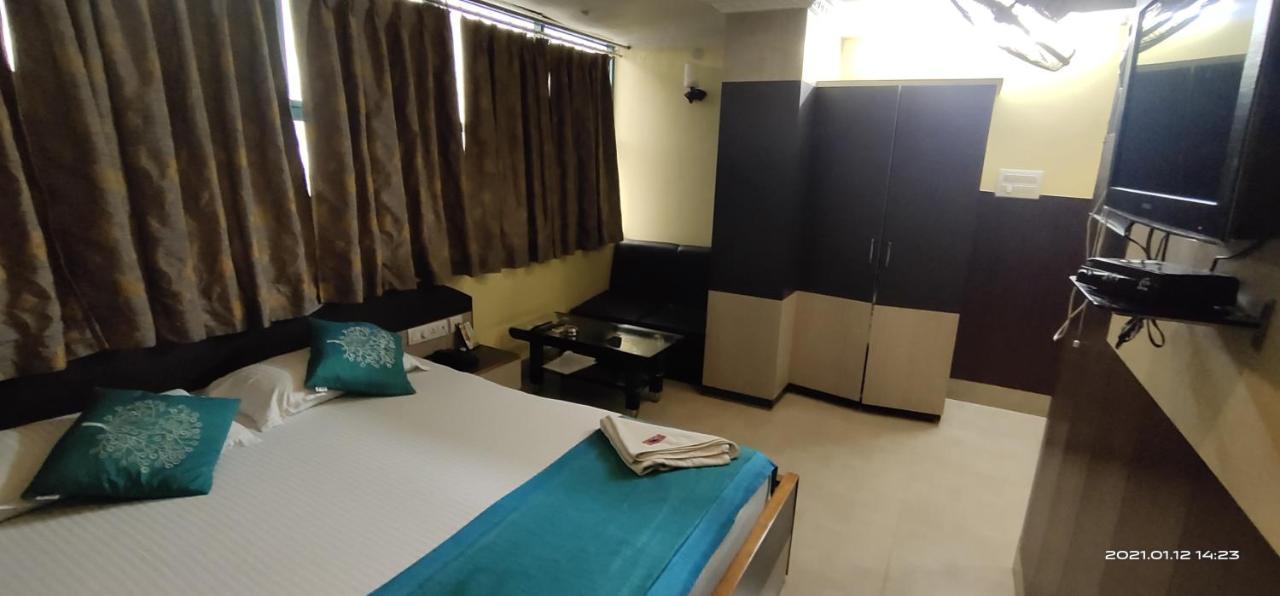 Hotel Royal Residency Siliguri Exteriör bild