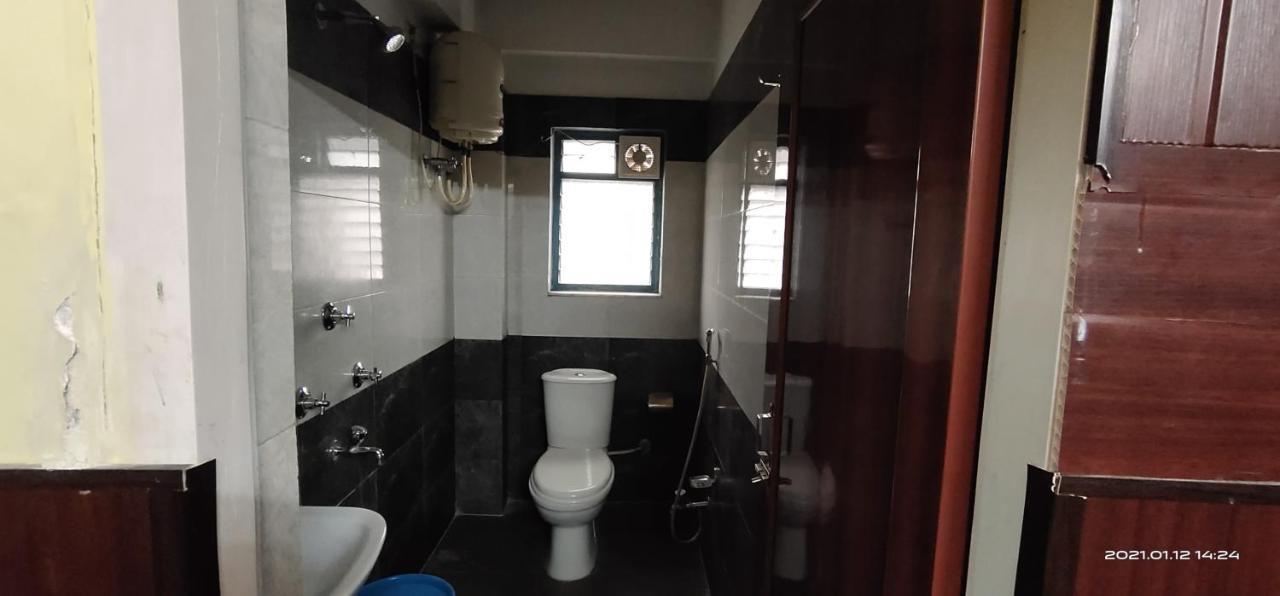 Hotel Royal Residency Siliguri Exteriör bild