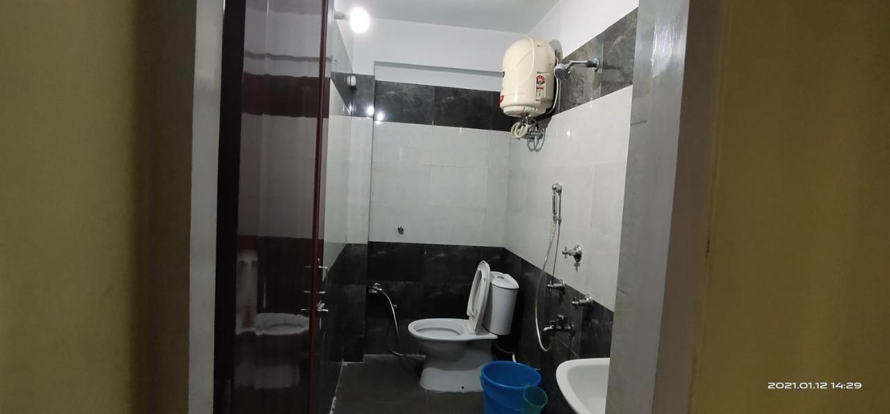 Hotel Royal Residency Siliguri Exteriör bild
